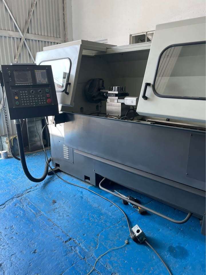 Torno-Pinacho-CNC-a-la-venta-2